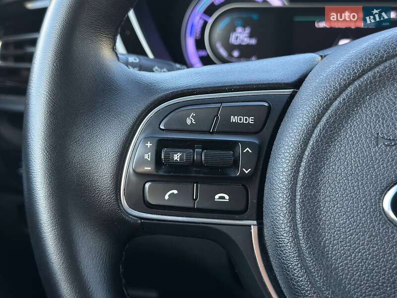 Позашляховик / Кросовер Kia Niro 2020 в Києві фото 25 Позашляховик / Кросовер Kia Niro 2020 в Києві