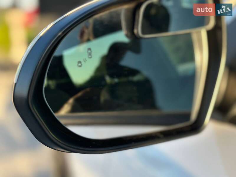 Позашляховик / Кросовер Kia Niro 2020 в Києві фото 30 Позашляховик / Кросовер Kia Niro 2020 в Києві