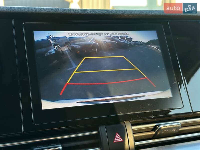 Позашляховик / Кросовер Kia Niro 2020 в Києві фото 33 Позашляховик / Кросовер Kia Niro 2020 в Києві