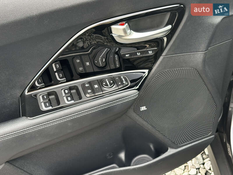 Внедорожник / Кроссовер Kia Niro 2020 в Львове