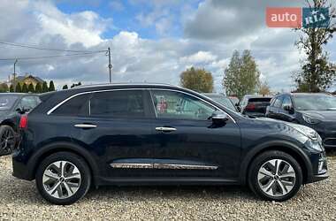 Внедорожник / Кроссовер Kia Niro 2021 в 