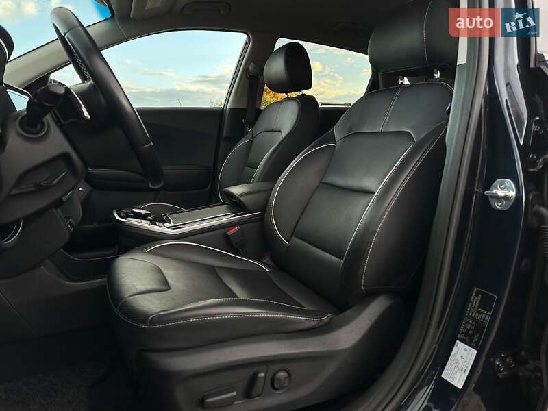 Позашляховик / Кросовер Kia Niro 2021 в Львові