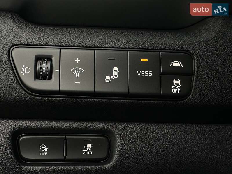 Позашляховик / Кросовер Kia Niro 2021 в Львові