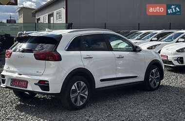 Внедорожник / Кроссовер Kia Niro 2022 в 