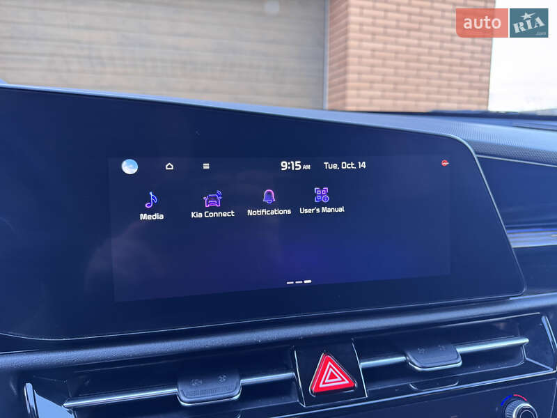 Внедорожник / Кроссовер Kia Niro 2023 в Казатине