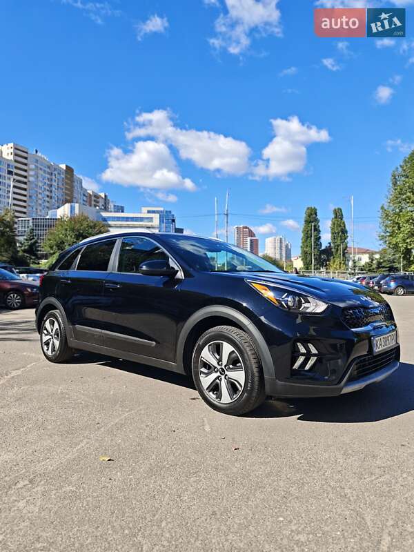 Внедорожник / Кроссовер Kia Niro 2020 в Киеве