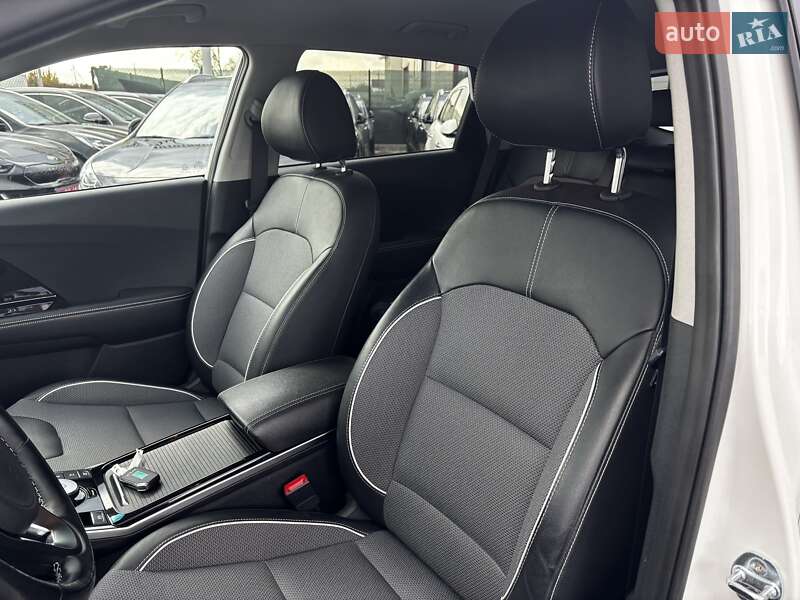 Внедорожник / Кроссовер Kia Niro 2022 в Львове