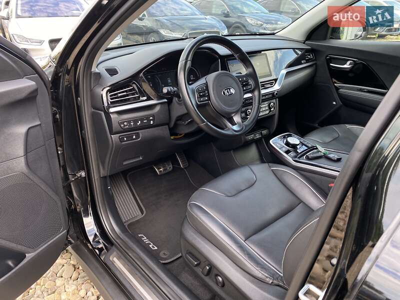 Позашляховик / Кросовер Kia Niro 2020 в Львові фото 32 Позашляховик / Кросовер Kia Niro 2020 в Львові