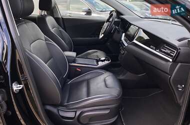 Внедорожник / Кроссовер Kia Niro 2020 в 