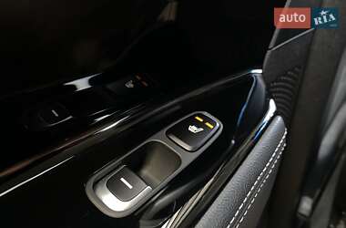 Внедорожник / Кроссовер Kia Niro 2020 в 