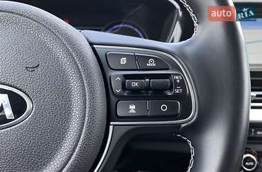 Внедорожник / Кроссовер Kia Niro 2020 в 