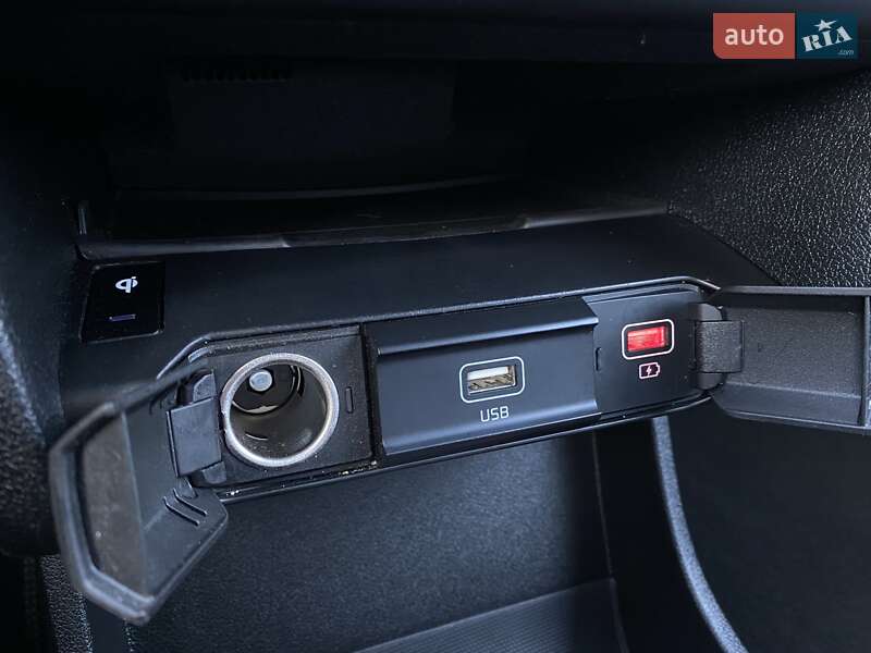 Внедорожник / Кроссовер Kia Niro 2020 в Львове фото 42 Внедорожник / Кроссовер Kia Niro 2020 в Львове