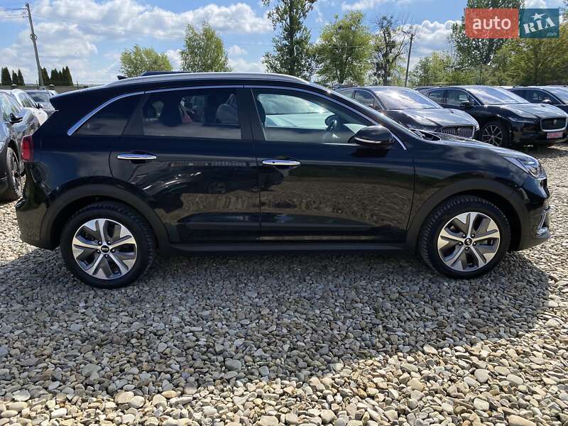 Внедорожник / Кроссовер Kia Niro 2020 в Львове фото 19 Внедорожник / Кроссовер Kia Niro 2020 в Львове