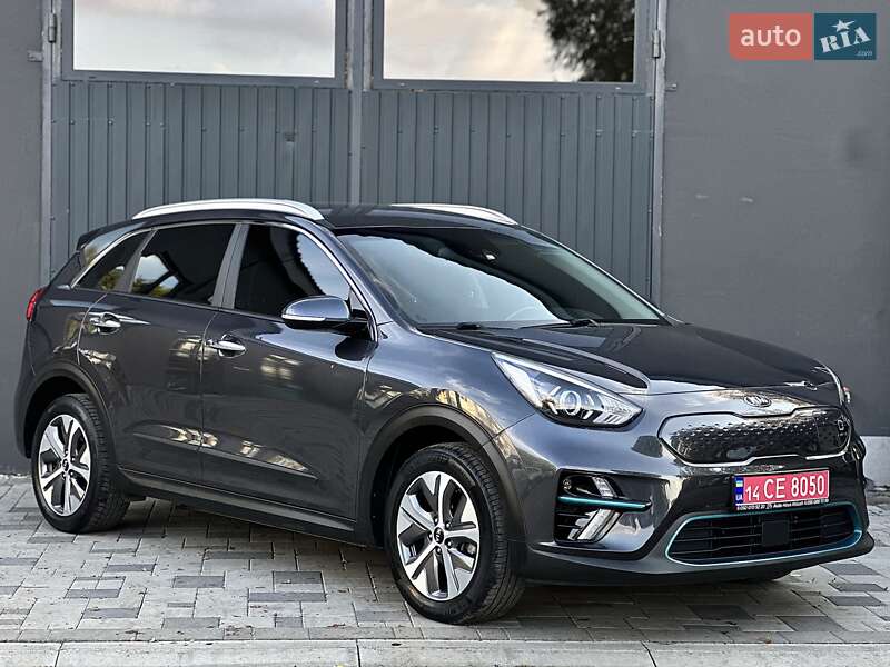 Позашляховик / Кросовер Kia Niro 2020 в Івано-Франківську