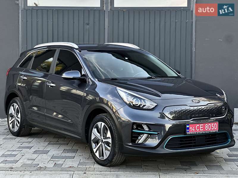 Позашляховик / Кросовер Kia Niro 2020 в Івано-Франківську
