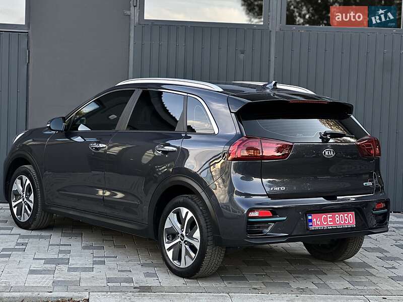 Позашляховик / Кросовер Kia Niro 2020 в Івано-Франківську