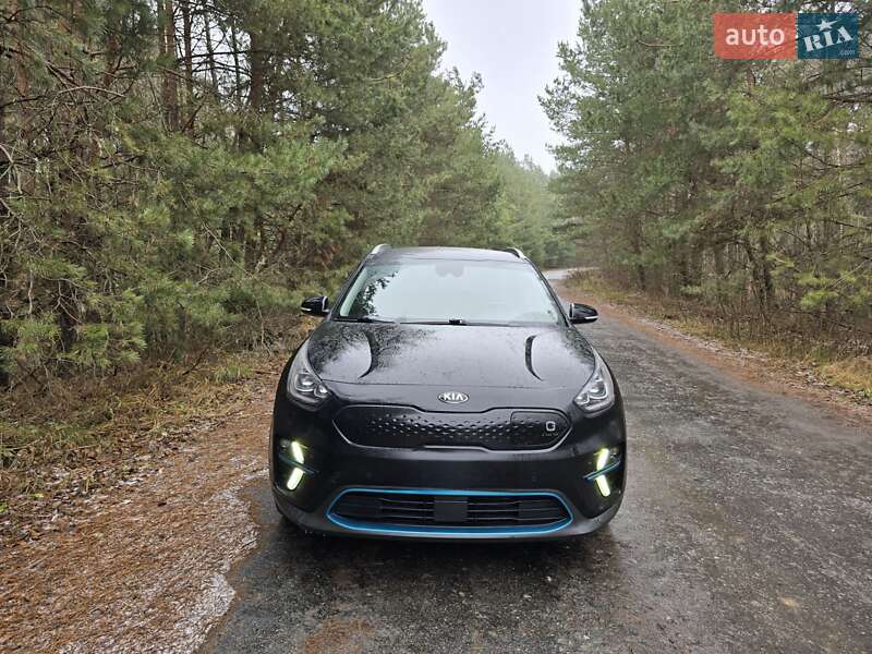 Позашляховик / Кросовер Kia Niro 2020 в Шепетівці фото 4 Позашляховик / Кросовер Kia Niro 2020 в Шепетівці