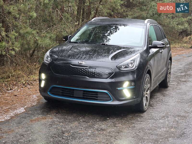 Позашляховик / Кросовер Kia Niro 2020 в Шепетівці фото 13 Позашляховик / Кросовер Kia Niro 2020 в Шепетівці