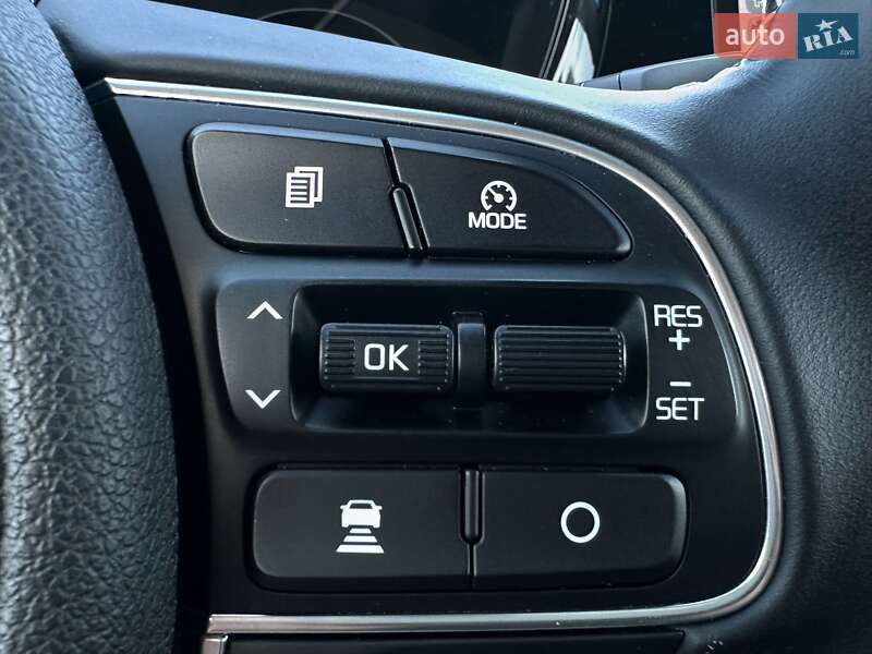 Позашляховик / Кросовер Kia Niro 2020 в Львові