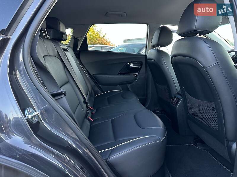 Позашляховик / Кросовер Kia Niro 2020 в Львові