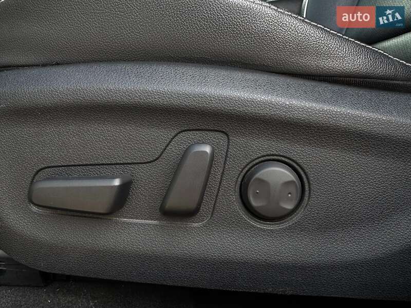 Позашляховик / Кросовер Kia Niro 2020 в Львові фото 8 Позашляховик / Кросовер Kia Niro 2020 в Львові
