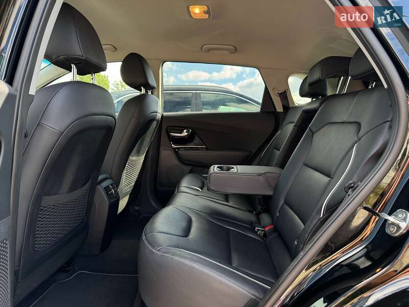 Позашляховик / Кросовер Kia Niro 2020 в Львові фото 74 Позашляховик / Кросовер Kia Niro 2020 в Львові
