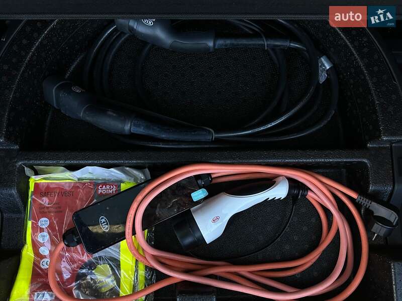 Внедорожник / Кроссовер Kia Niro 2020 в Львове фото 77 Внедорожник / Кроссовер Kia Niro 2020 в Львове