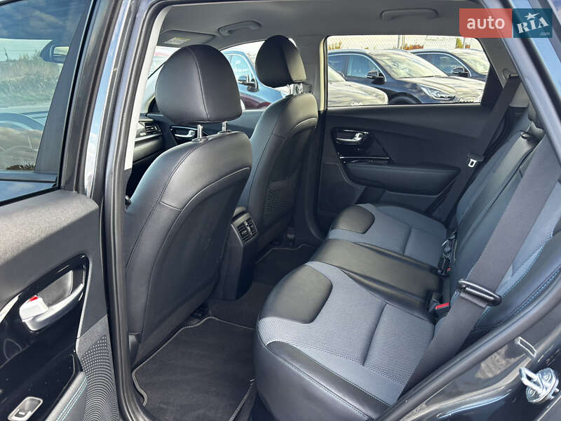 Внедорожник / Кроссовер Kia Niro 2021 в Львове