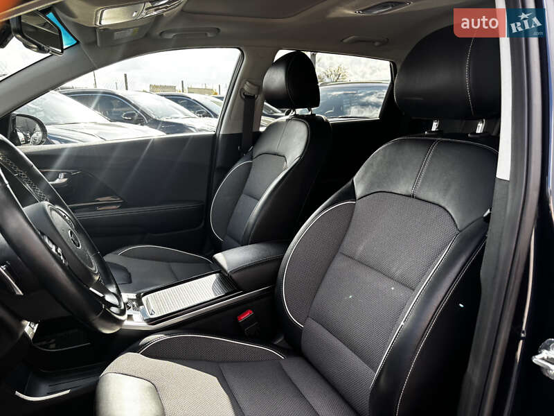 Позашляховик / Кросовер Kia Niro 2020 в Львові фото 15 Позашляховик / Кросовер Kia Niro 2020 в Львові