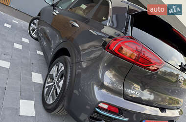 Позашляховик / Кросовер Kia Niro 2020 в  фото 31 Позашляховик / Кросовер Kia Niro 2020 в