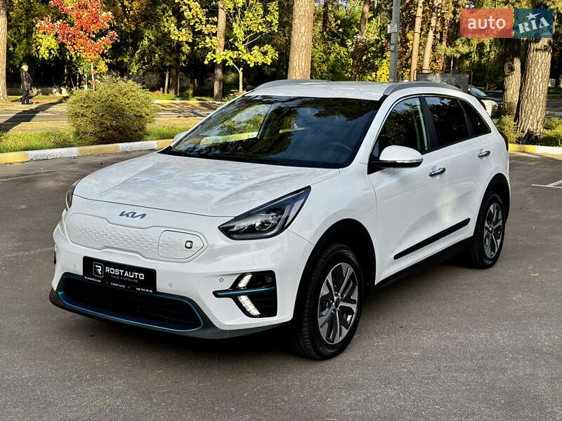 Внедорожник / Кроссовер Kia Niro 2022 в Киеве