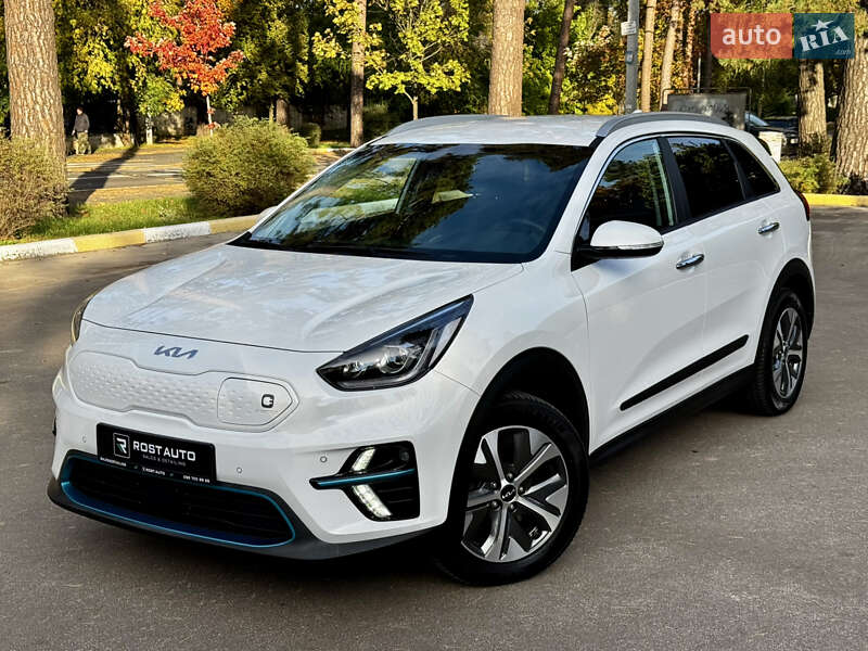 Внедорожник / Кроссовер Kia Niro 2022 в Киеве