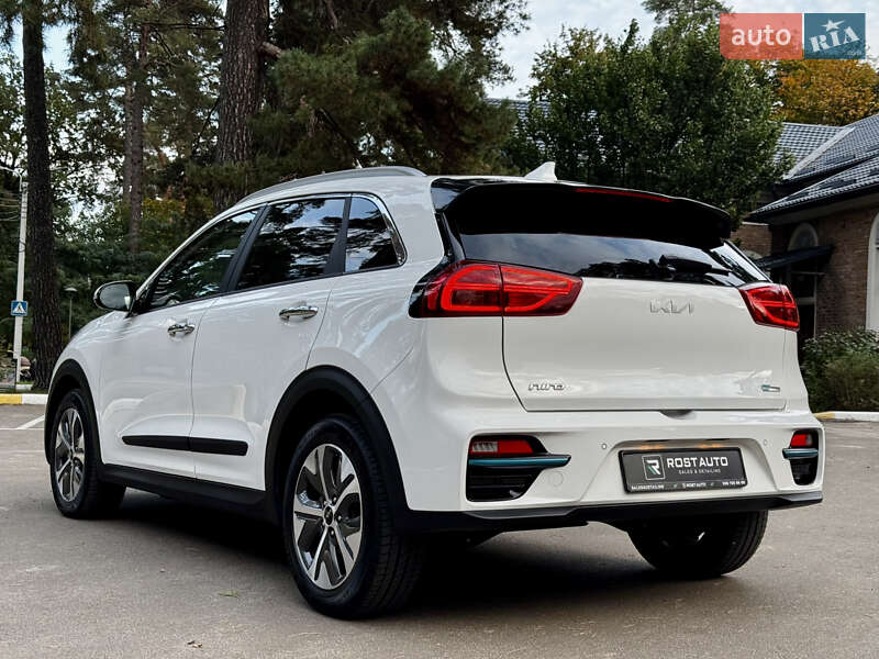 Внедорожник / Кроссовер Kia Niro 2022 в Киеве