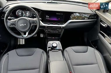 Внедорожник / Кроссовер Kia Niro 2022 в 