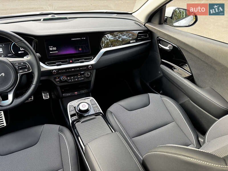 Внедорожник / Кроссовер Kia Niro 2022 в Киеве