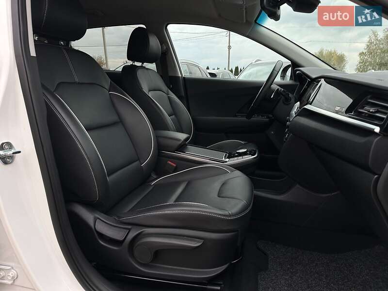 Внедорожник / Кроссовер Kia Niro 2021 в Львове