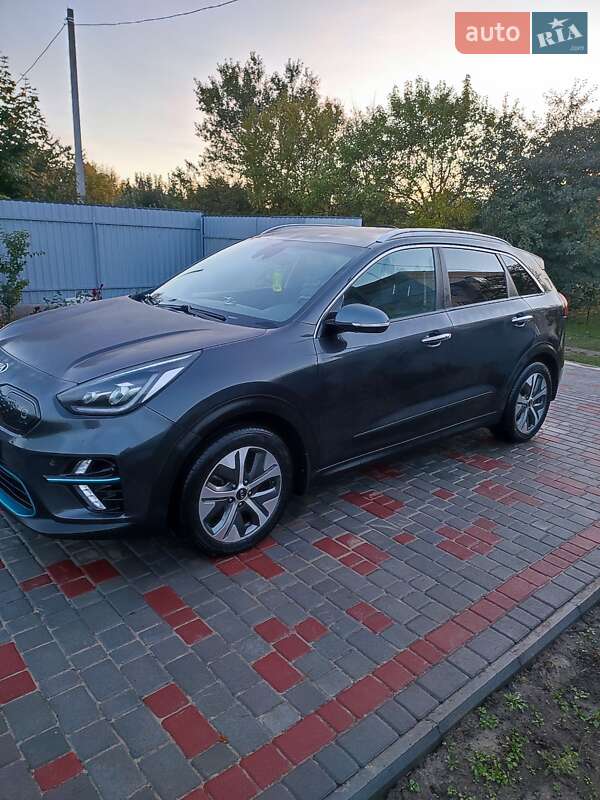 Внедорожник / Кроссовер Kia Niro 2018 в Ильинцах фото 10 Внедорожник / Кроссовер Kia Niro 2018 в Ильинцах