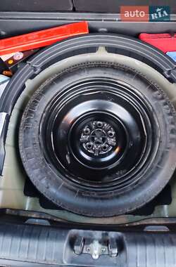 Позашляховик / Кросовер Kia Niro 2018 в 