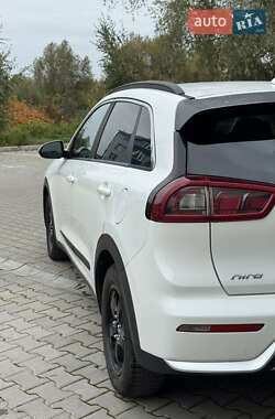 Внедорожник / Кроссовер Kia Niro 2019 в 
