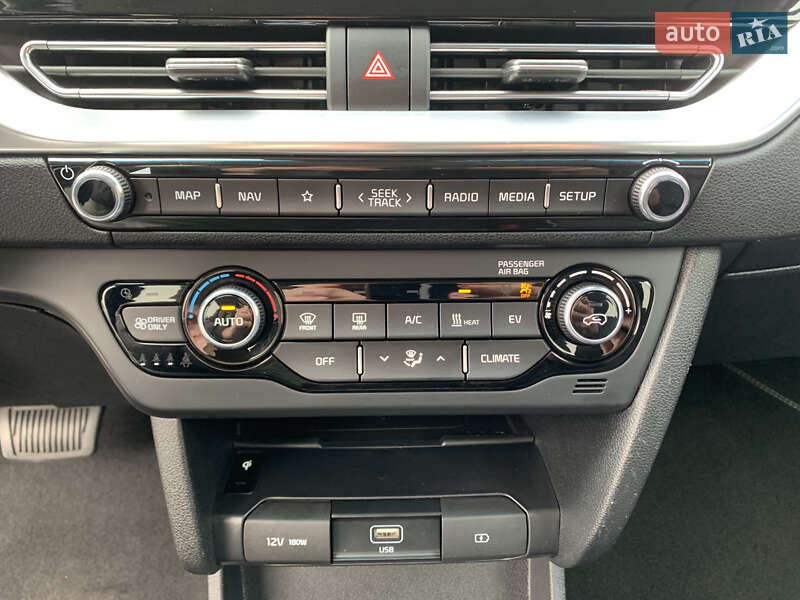 Внедорожник / Кроссовер Kia Niro 2020 в Ровно фото 35 Внедорожник / Кроссовер Kia Niro 2020 в Ровно