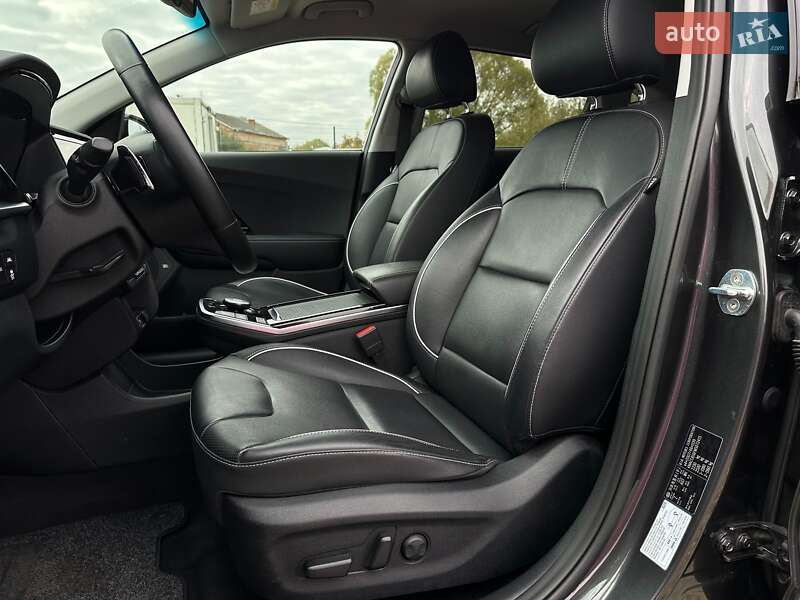 Позашляховик / Кросовер Kia Niro 2021 в Львові