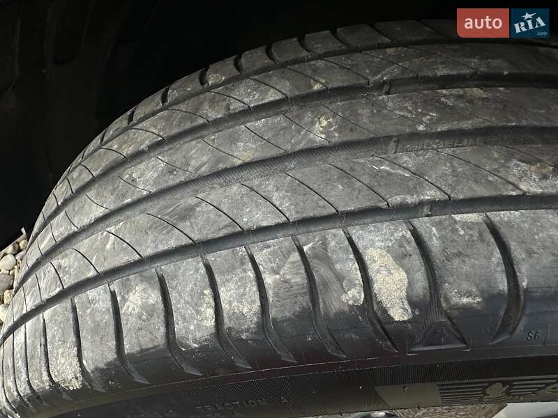 Позашляховик / Кросовер Kia Niro 2021 в Львові