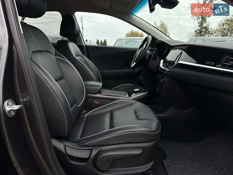 Позашляховик / Кросовер Kia Niro 2021 в Львові