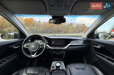 Внедорожник / Кроссовер Kia Niro 2021 в 
