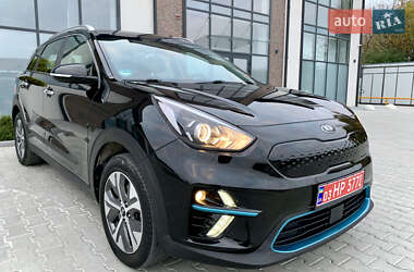 Позашляховик / Кросовер Kia Niro 2021 в 