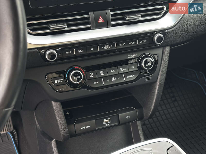 Позашляховик / Кросовер Kia Niro 2020 в Львові фото 17 Позашляховик / Кросовер Kia Niro 2020 в Львові
