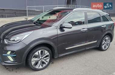 Внедорожник / Кроссовер Kia Niro 2021 в 
