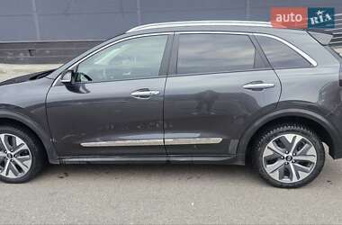 Внедорожник / Кроссовер Kia Niro 2021 в 