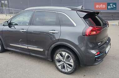 Внедорожник / Кроссовер Kia Niro 2021 в 
