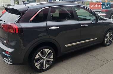 Внедорожник / Кроссовер Kia Niro 2021 в 
